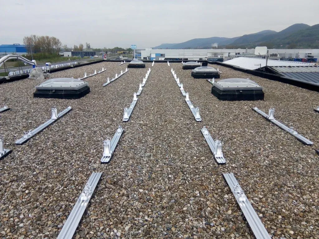 Industrial Hibrid 25 kWp - imaginea 3