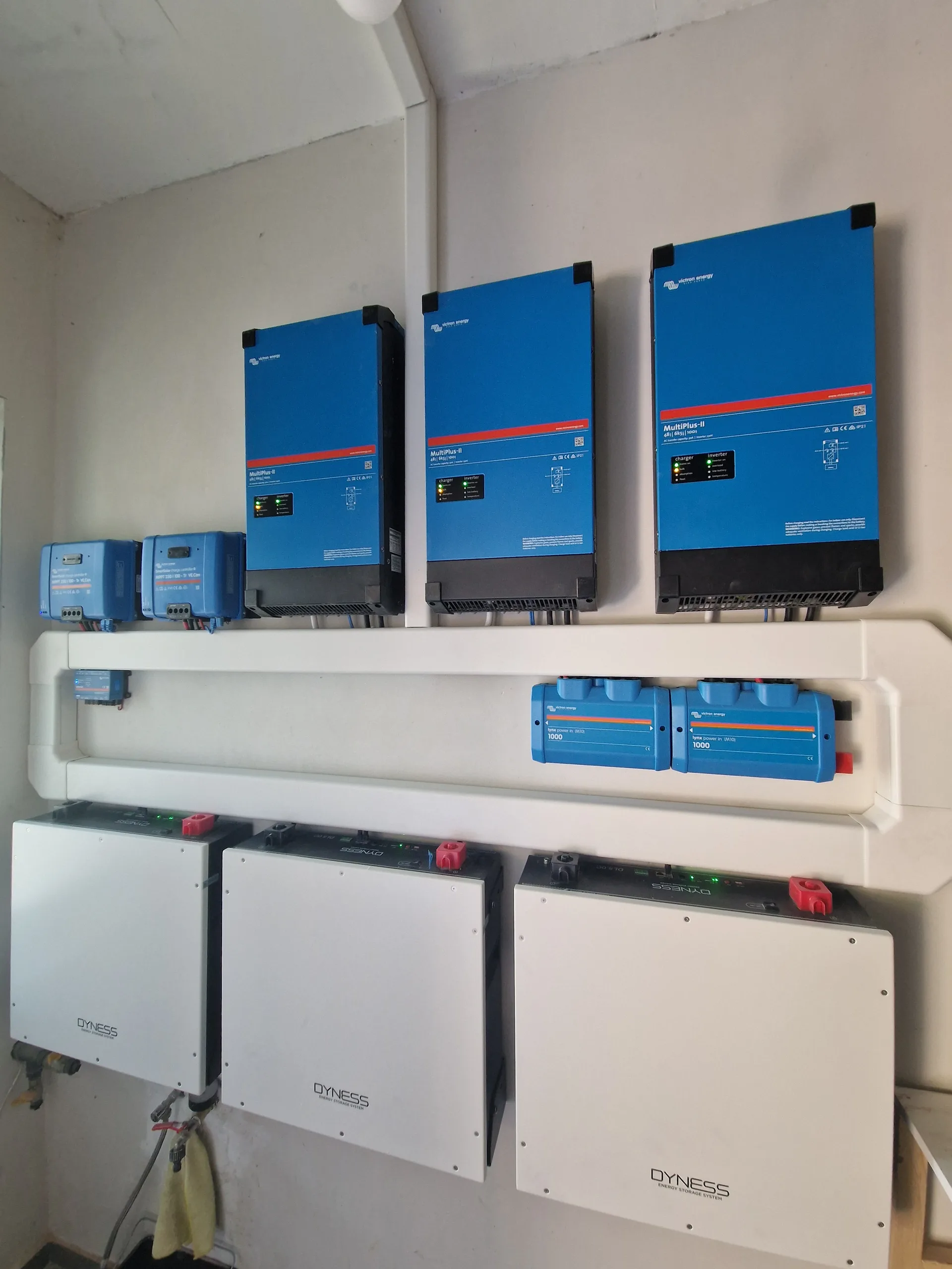 Hibrid Trifazat 19.5 kWp cu Stocare - imaginea 3