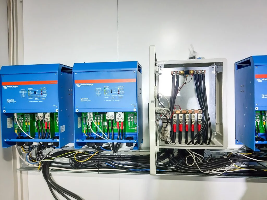 Industrial Hibrid 22 kWp - imaginea 7