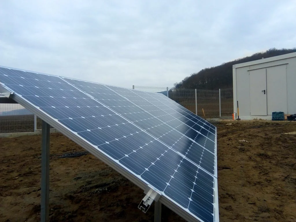 Off-Grid 1.2 kWp - imaginea 2