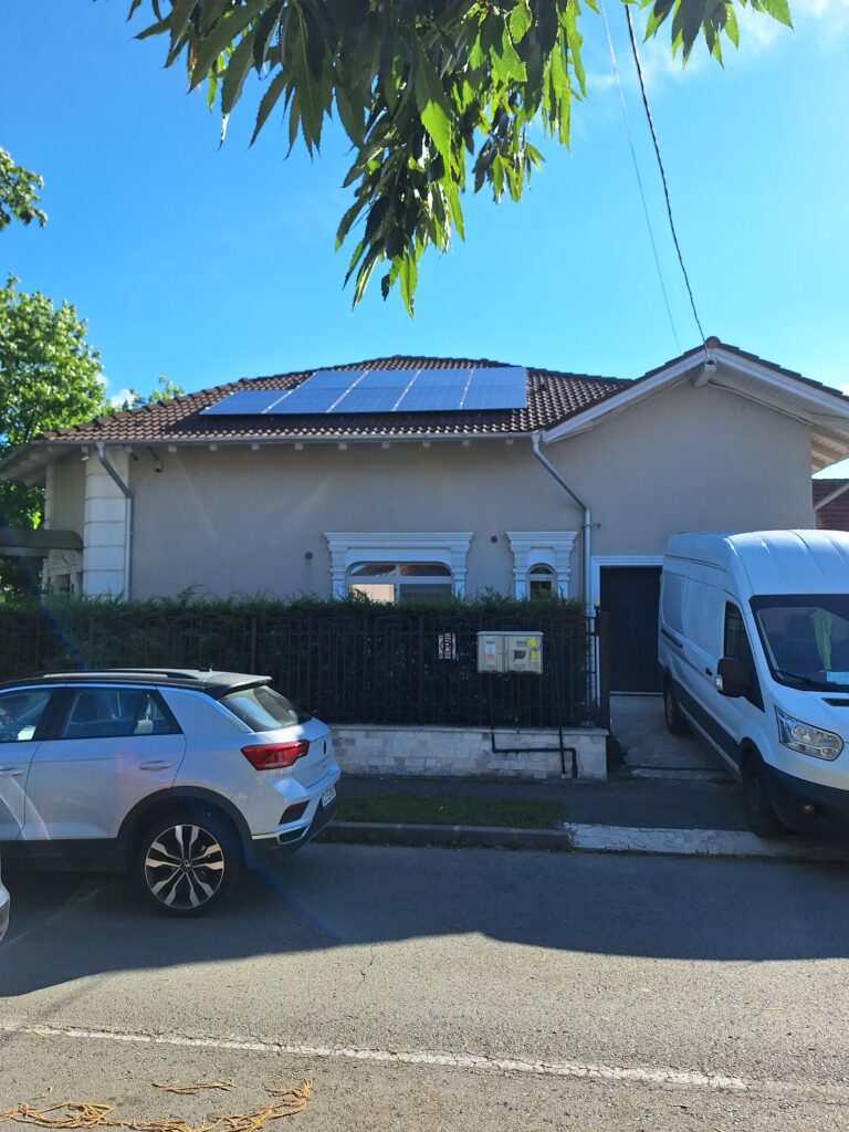 Instalare Sistem Fotovoltaic On-Grid Trifazat 9.54 kW în Cluj-Napoca - Cluj